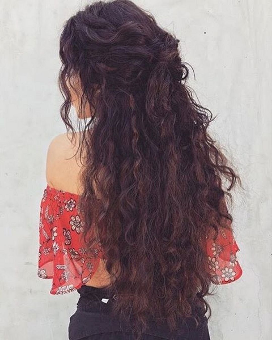 Фото длинных волос со спины