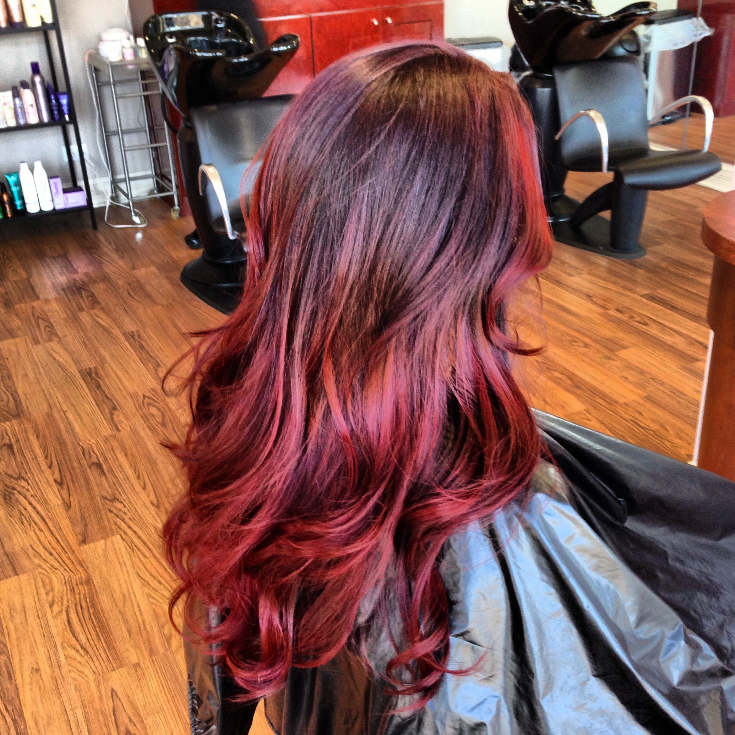 Красные волосы на темные волосы фото