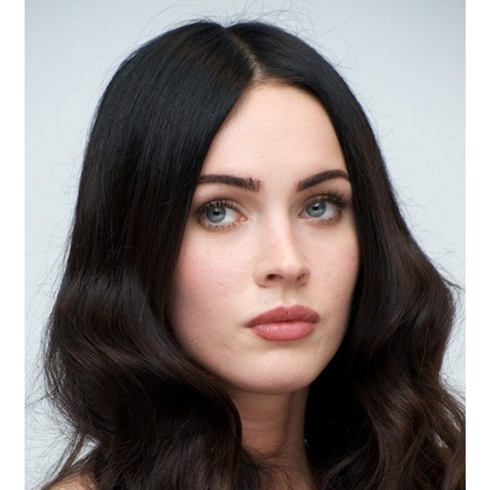 Российские актрисы с темными волосами
