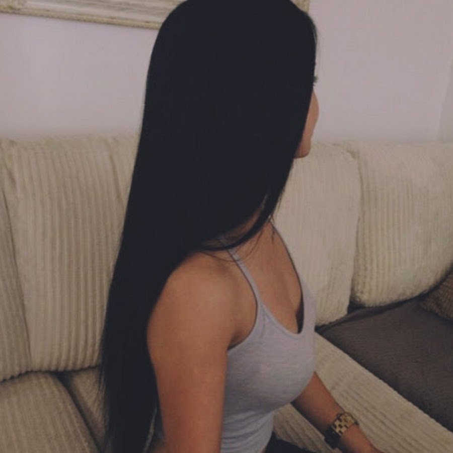 Фото девушки на аву без лица брюнетка с длинными волосами реальные фото