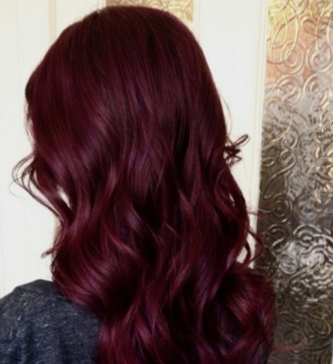 Осенний бордовый цвет волос