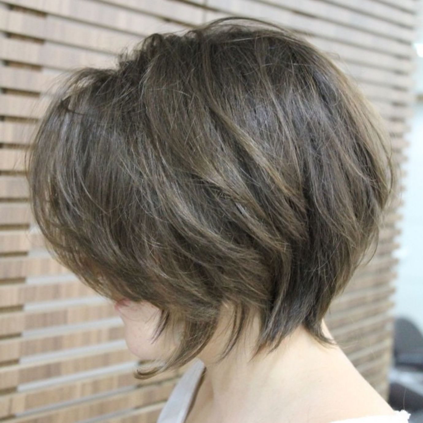 стрижка каре градуированное на короткие волосы фото