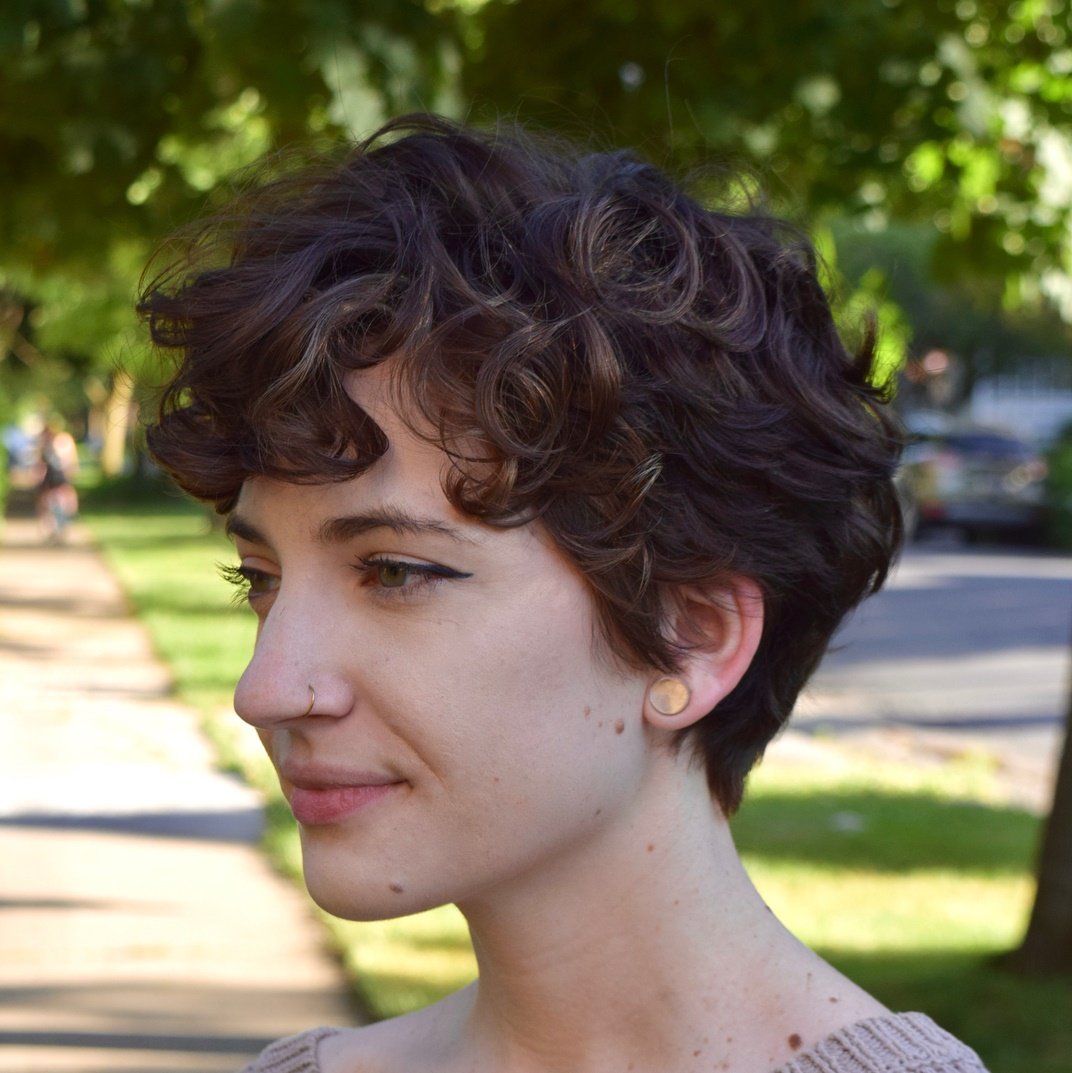 Стрижка short Pixie Cut curly hair