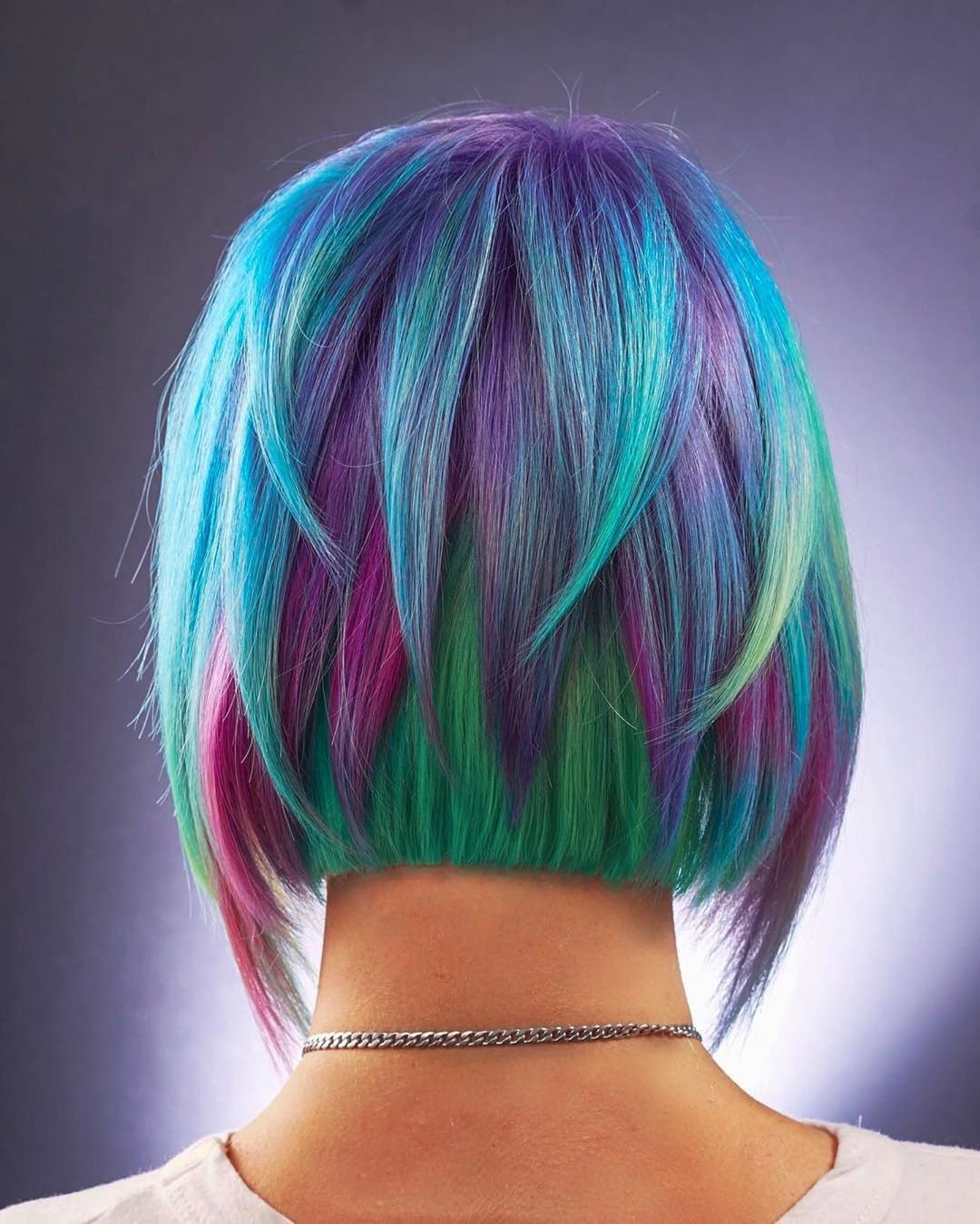 цветное окрашивание волос на каре фото